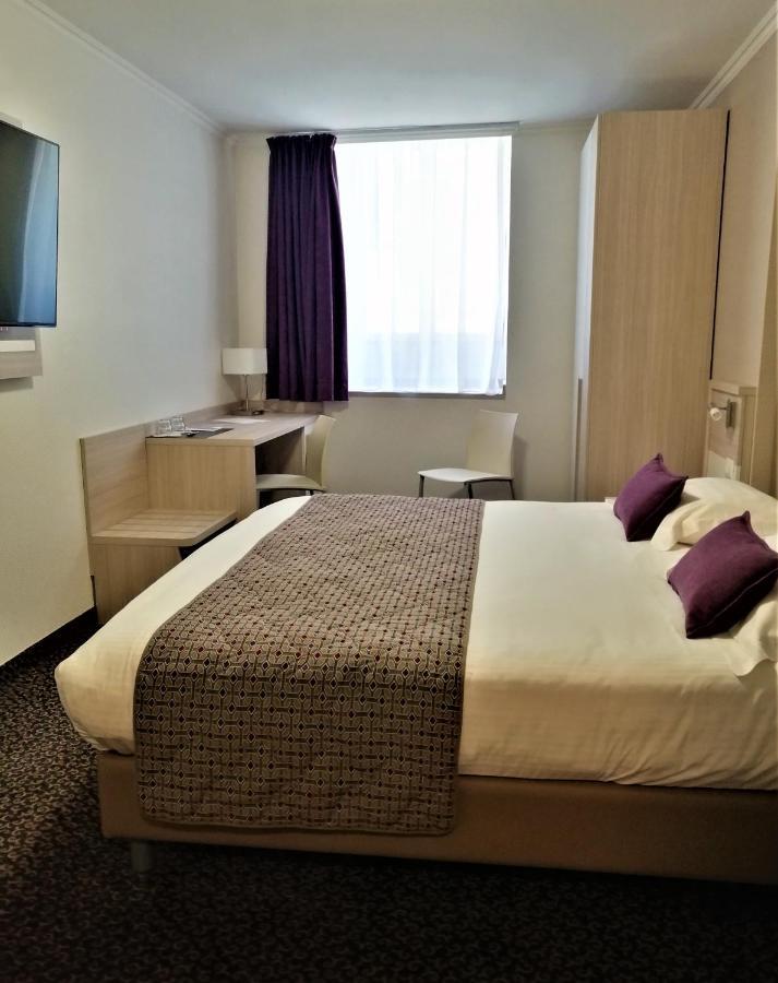 Savoy Hotel Evian מראה חיצוני תמונה